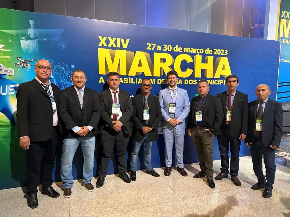 Presidente da Câmara de Hugo Napoleão e comitiva participam da 24ª Marcha dos Prefeitos em Brasília
